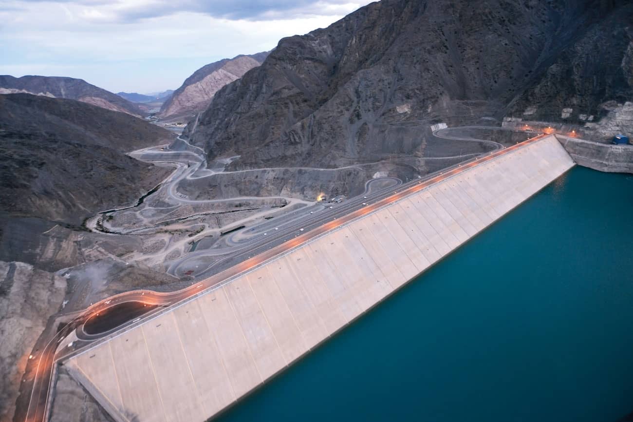 Hydroelectric development, Los Caracoles, San Juan. 